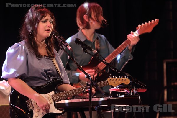 ANGEL OLSEN - 2022-10-14 - PARIS - Le Bataclan - 